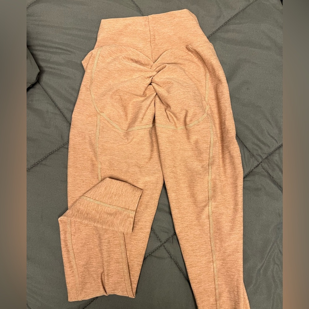 Bombshell uplift leggings